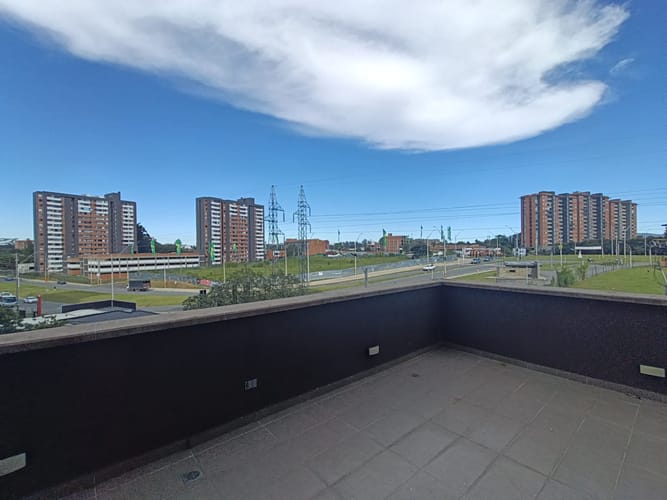 Apartamento de 3 alcobas en arriendo en Rionegro, 90 m² · foto 7 de 14