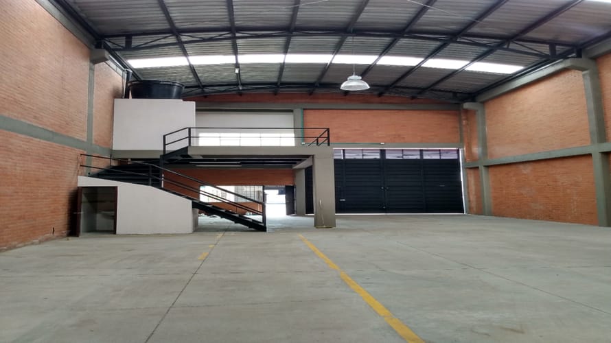 Bodega en arriendo en Vereda La Granja, Zipaquirá, 233 m² · foto 3 de 6
