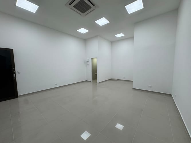 Oficina en arriendo en El Poblado, Medellín, 41 m² · foto 5 de 12