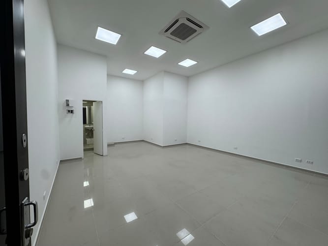 Oficina en arriendo en El Poblado, Medellín, 41 m² · foto 6 de 12