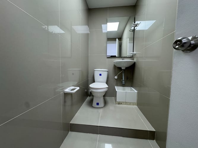 Oficina en arriendo en El Poblado, Medellín, 41 m² · foto 10 de 12