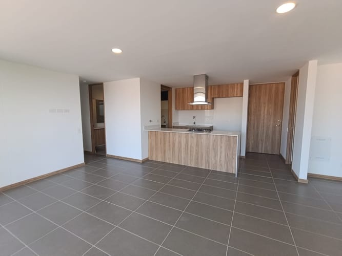 Apartamento de 3 alcobas en arriendo en Rionegro, 95 m² · foto 2 de 15