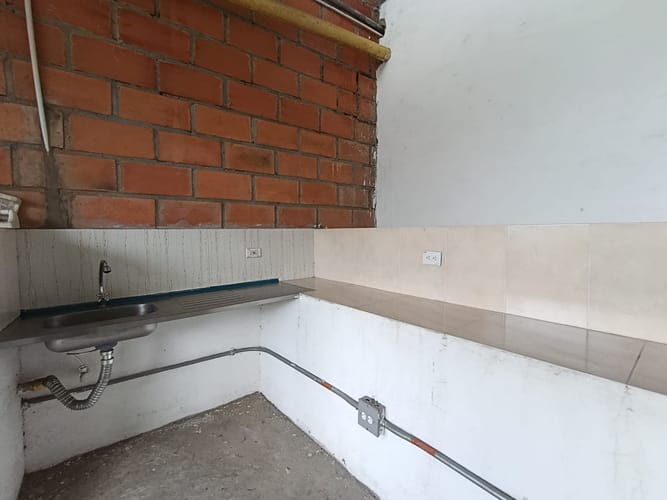 Bodega en arriendo en Actividad Multiple, Copacabana, 176 m² · foto 6 de 13