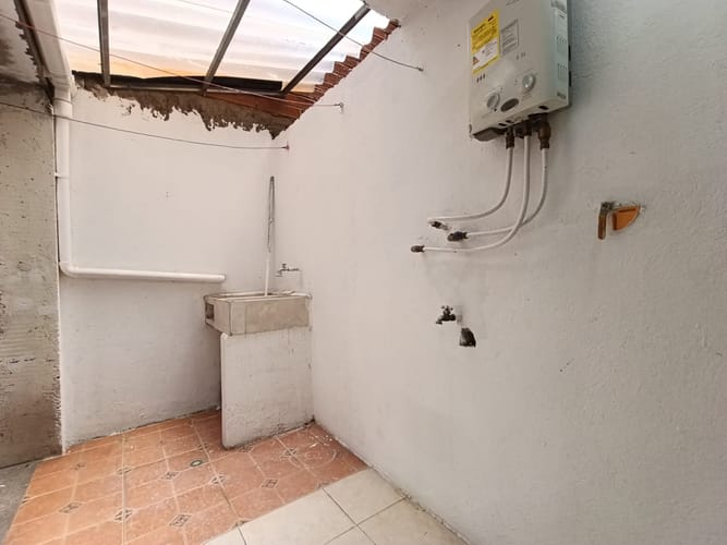 Apartamento de 3 alcobas en arriendo en Cristo Rey, Medellín, 90 m² · foto 13 de 13