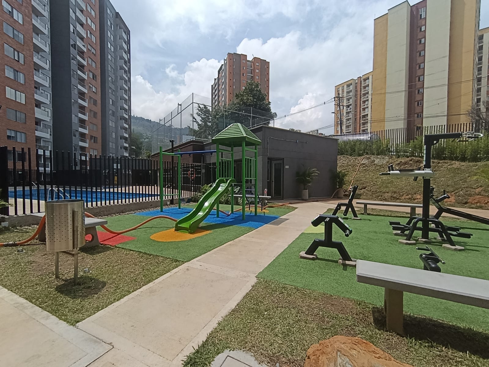 Apartamento en Arriendo en Señorial, Envigado