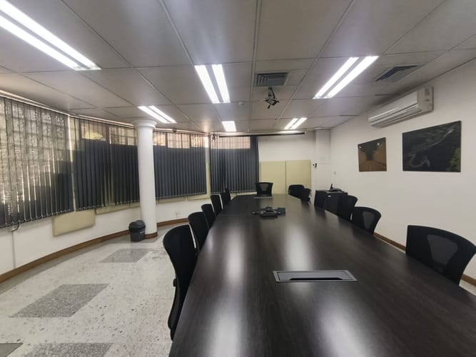 Oficina en arriendo en Monteazul, Sabaneta, 700 m² · foto 11 de 16