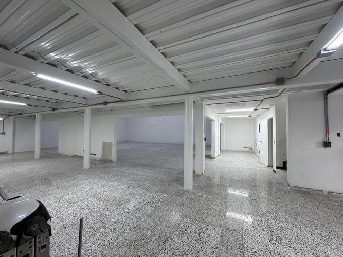 Local en arriendo en El Poblado, Medellín, 500 m² · foto 8 de 20
