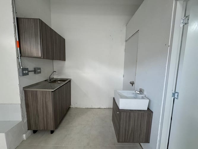 Local en arriendo en El Poblado, Medellín, 500 m² · foto 15 de 20