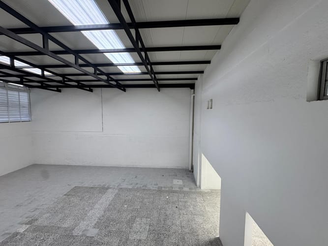 Local en arriendo en El Poblado, Medellín, 500 m² · foto 18 de 20