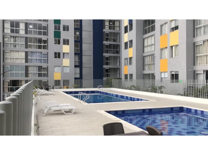 Apartamento de 3 alcobas en arriendo en Evaristo Garcia, Pereira, 55 m² · foto 2 de 24