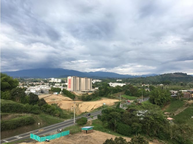 Apartamento de 3 alcobas en arriendo en Evaristo Garcia, Pereira, 55 m² · foto 3 de 24