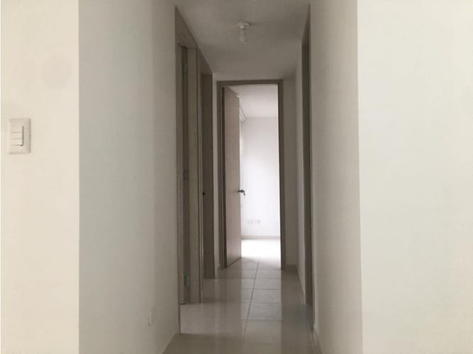 Apartamento de 3 alcobas en arriendo en Evaristo Garcia, Pereira, 55 m² · foto 10 de 24