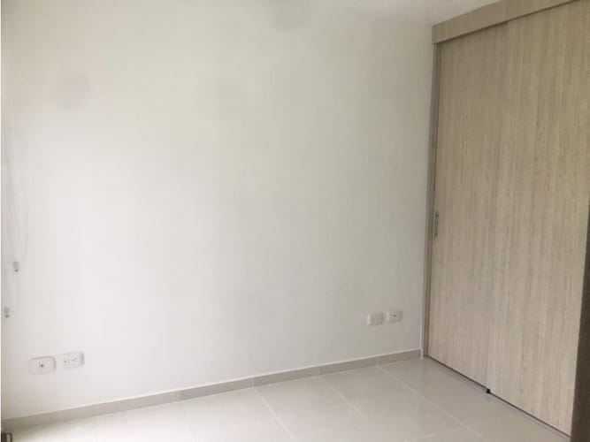 Apartamento de 3 alcobas en arriendo en Evaristo Garcia, Pereira, 55 m² · foto 11 de 24