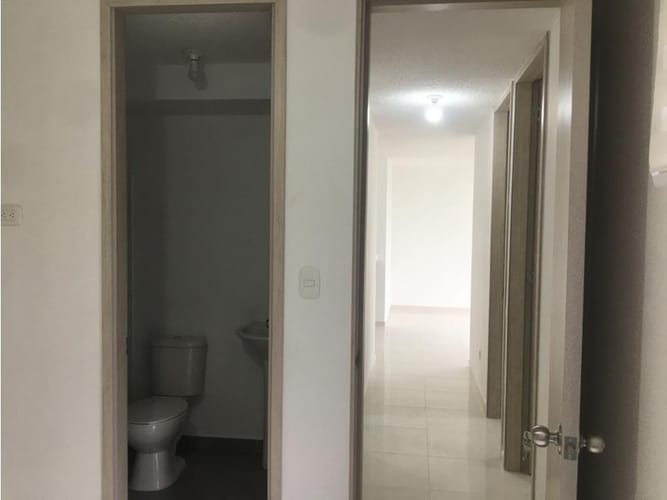 Apartamento de 3 alcobas en arriendo en Evaristo Garcia, Pereira, 55 m² · foto 14 de 24