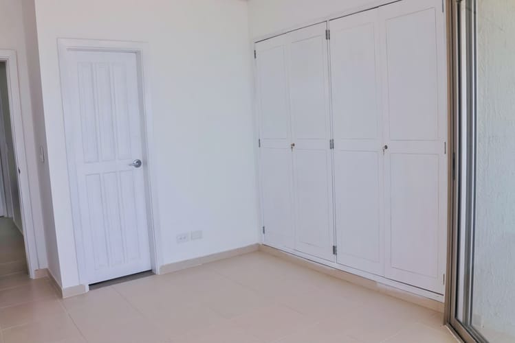 Apartamento de 3 alcobas en arriendo en Bocagrande, Cartagena, 101 m² · foto 15 de 24