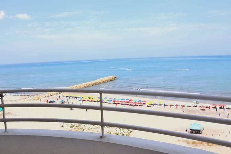 Apartamento de 3 alcobas en arriendo en Bocagrande, Cartagena, 101 m² · foto 4 de 24