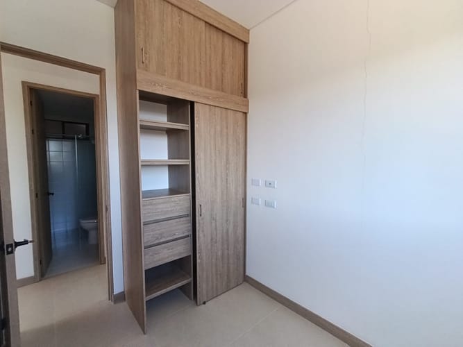 Apartamento de 3 alcobas en arriendo en Rionegro, 90 m² · foto 7 de 14