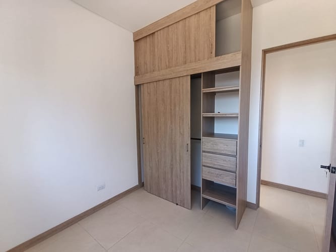 Apartamento de 3 alcobas en arriendo en Rionegro, 90 m² · foto 9 de 14