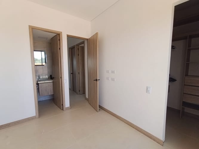 Apartamento de 3 alcobas en arriendo en Rionegro, 90 m² · foto 14 de 14