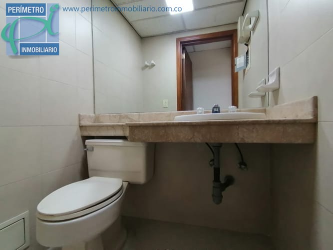 Oficina en arriendo en Milla De Oro, Medellín, 37 m² · foto 4 de 12