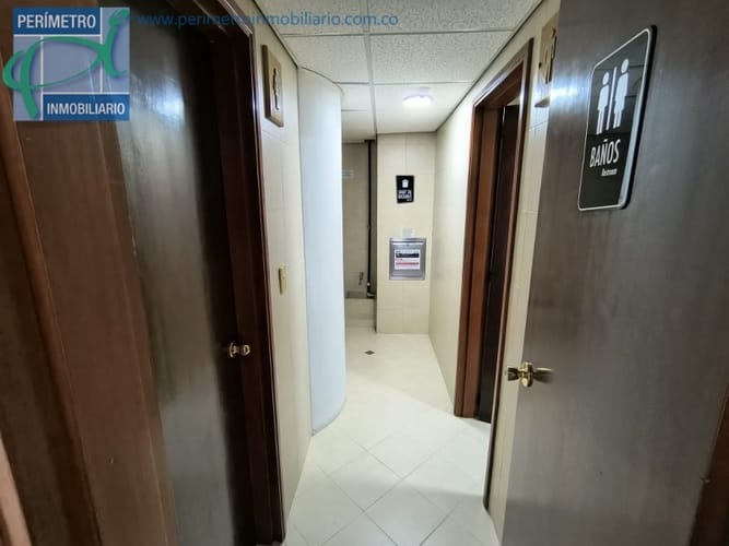 Oficina en arriendo en Milla De Oro, Medellín, 37 m² · foto 7 de 12