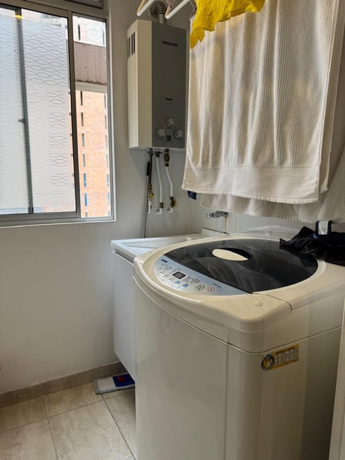 Apartamento de 3 alcobas en venta en Teusaquillo, Bogotá, 92 m² · foto 19 de 20