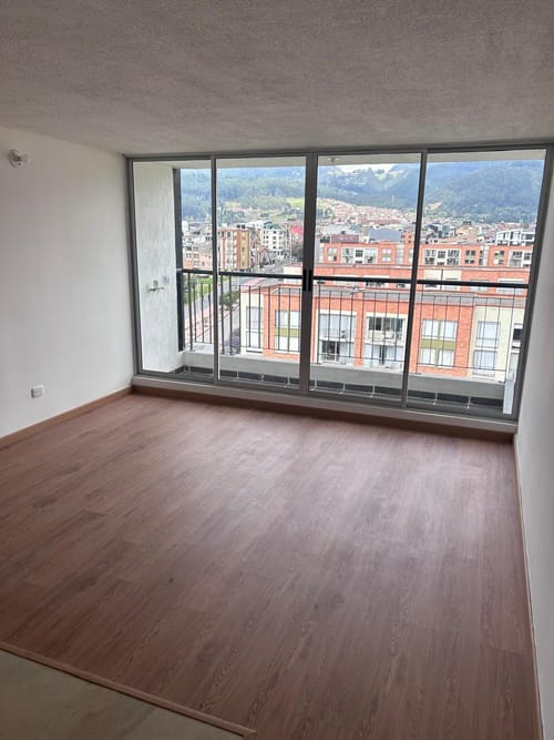 Apartamento de 3 alcobas en arriendo en Centro, Zipaquirá, 54 m² · foto 2 de 9
