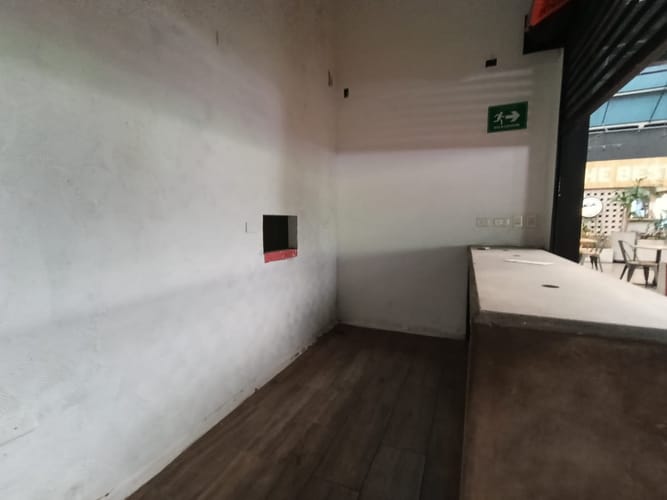 Local en arriendo en Laureles, Medellín, 73 m² · foto 9 de 11