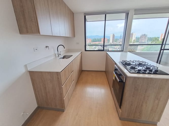 Apartamento de 2 alcobas en arriendo en Rionegro, 75 m² · foto 2 de 11