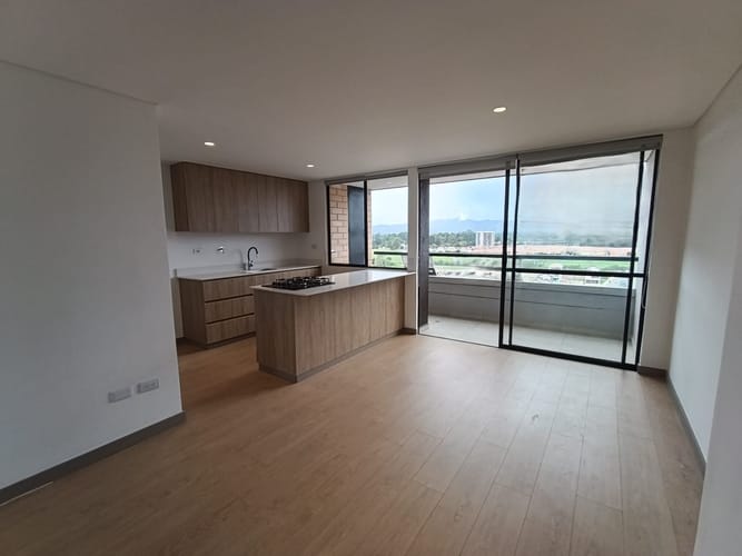 Apartamento de 2 alcobas en arriendo en Rionegro, 75 m² · foto 3 de 11