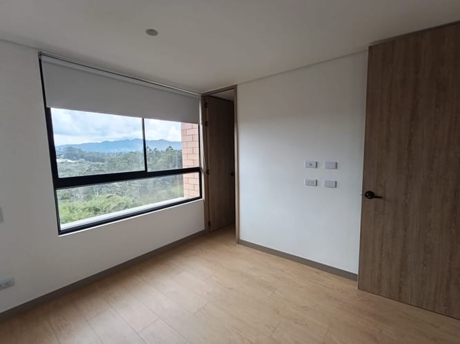 Apartamento de 2 alcobas en arriendo en Rionegro, 75 m² · foto 5 de 11