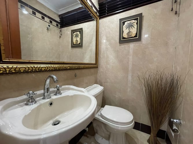 Apartamento de 3 alcobas en arriendo en El Poblado, Medellín, 138 m² · foto 3 de 20