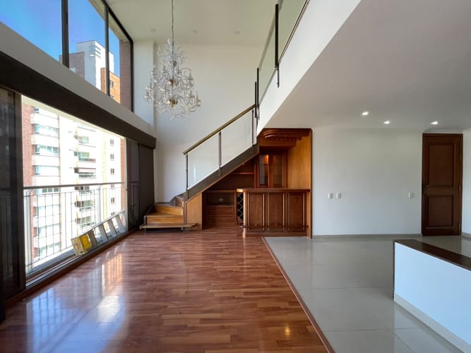 Apartamento de 3 alcobas en arriendo en El Poblado, Medellín, 138 m² · foto 5 de 20