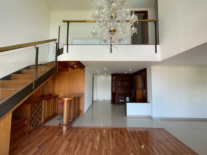 Apartamento de 3 alcobas en arriendo en El Poblado, Medellín, 138 m² · foto 6 de 20