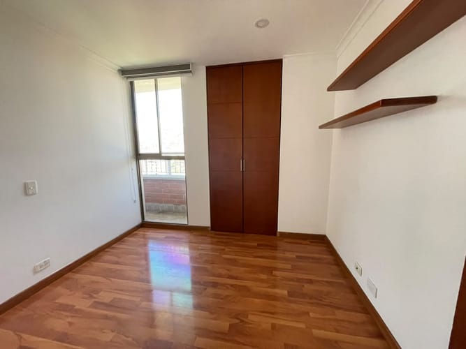 Apartamento de 3 alcobas en arriendo en El Poblado, Medellín, 138 m² · foto 20 de 20