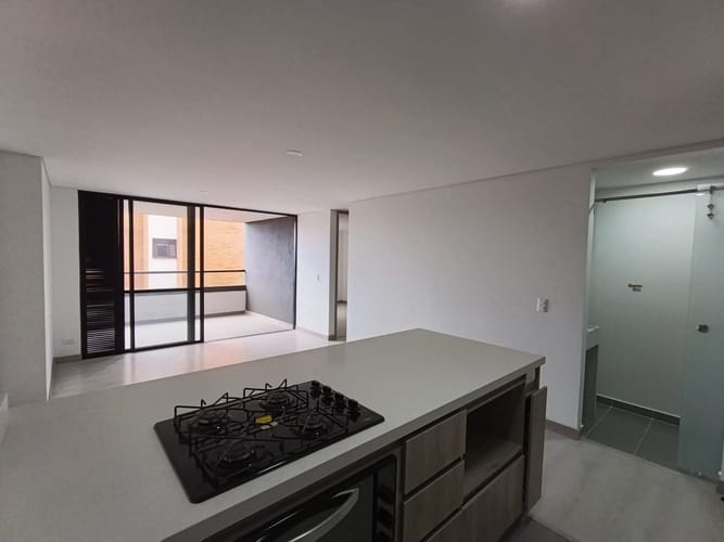 Apartamento de 2 alcobas en arriendo en Rionegro, 66 m² · foto 2 de 12