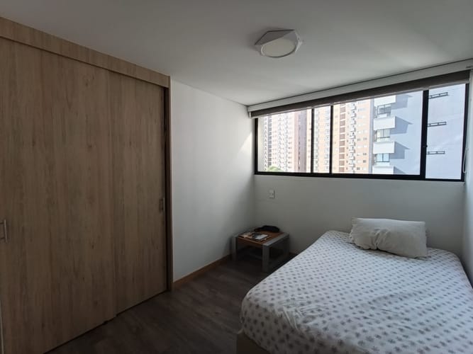 Apartamento de 3 alcobas en arriendo en San Diego, Medellín, 112 m² · foto 5 de 20