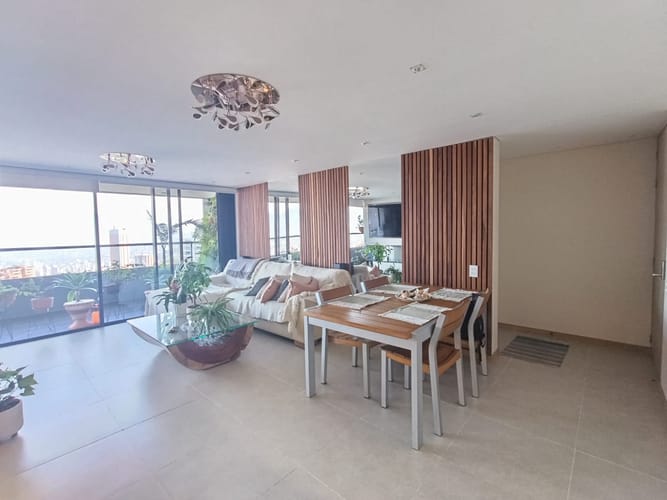 Apartamento de 3 alcobas en arriendo en San Diego, Medellín, 112 m² · foto 13 de 20
