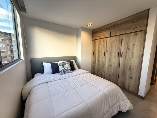 Apartamento de 3 alcobas en venta en Loma Del Esmeraldal, Envigado, 212 m² · foto 9 de 20