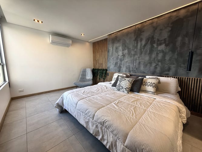 Apartamento de 3 alcobas en venta en Loma Del Esmeraldal, Envigado, 212 m² · foto 11 de 20