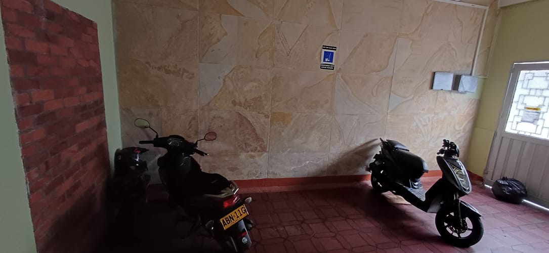 Casa de 13 alcobas en venta en Centro, Ibagué, 170 m² · foto 2 de 19