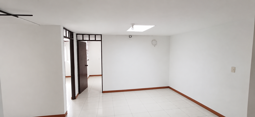 Casa de 13 alcobas en venta en Centro, Ibagué, 170 m² · foto 6 de 19