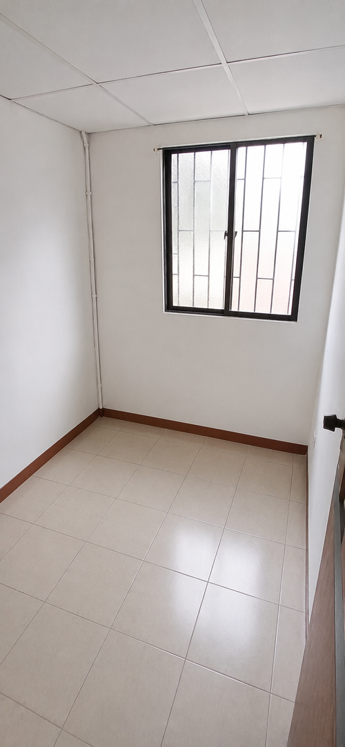 Casa de 13 alcobas en venta en Centro, Ibagué, 170 m² · foto 8 de 19