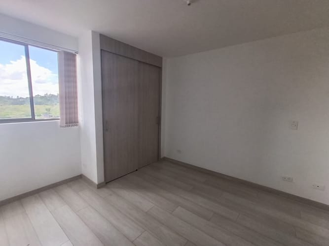 Apartamento de 2 alcobas en arriendo en Rionegro, 58 m² · foto 10 de 12