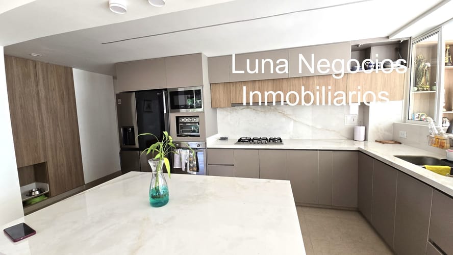 Casa de 3 alcobas en venta en Lagos Del Cacique, Bucaramanga, 400 m² · foto 8 de 24