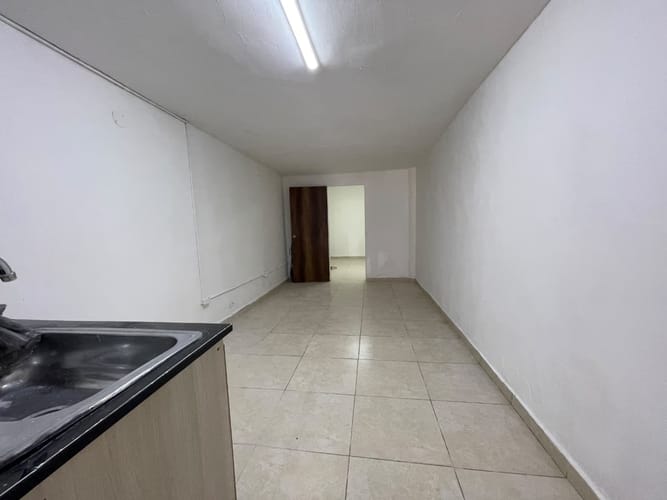 Oficina en arriendo en Belén, Medellín, 60 m² · foto 5 de 9