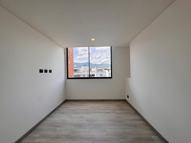 Apartamento de 2 alcobas en arriendo en Loma Del Esmeraldal, Envigado, 98 m² · foto 6 de 14