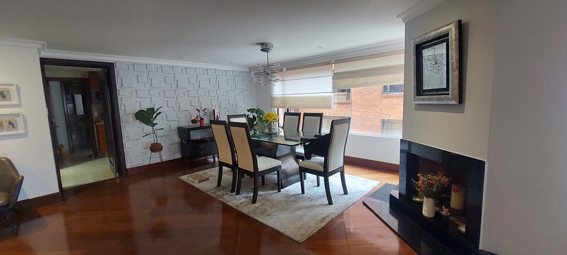 Apartamento de 3 alcobas en venta en La Carolina, Bogotá, 173 m² · foto 7 de 24