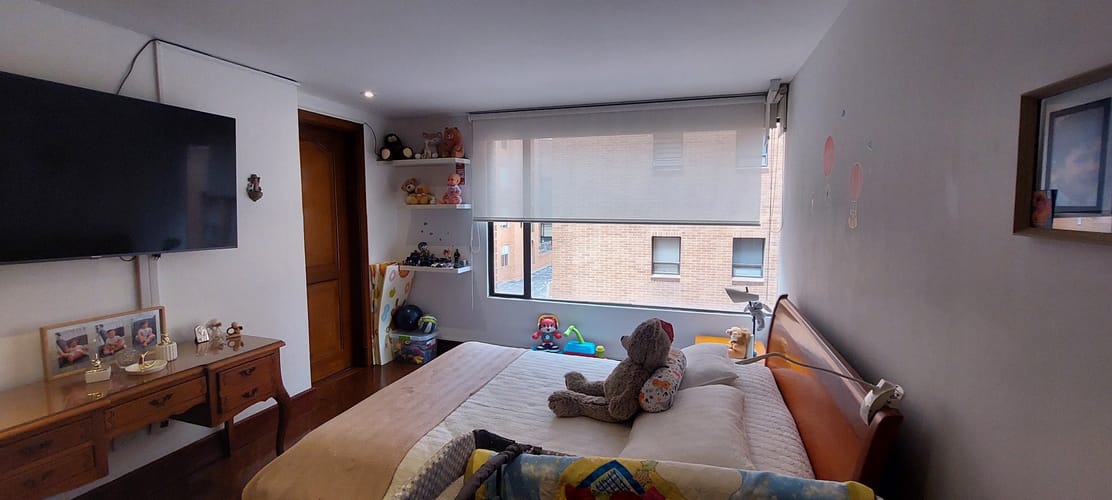 Apartamento de 3 alcobas en venta en La Carolina, Bogotá, 173 m² · foto 15 de 24
