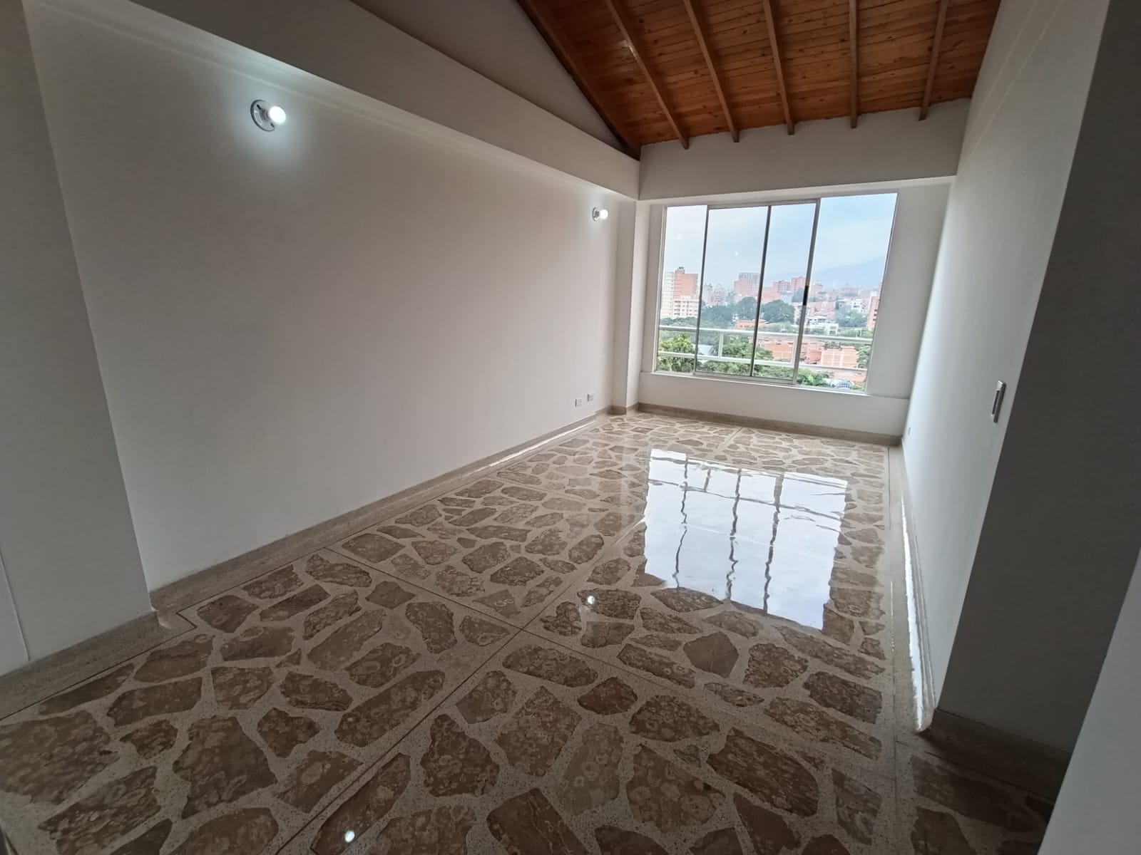 Apartamento en Arriendo en Calasanz, Medellín